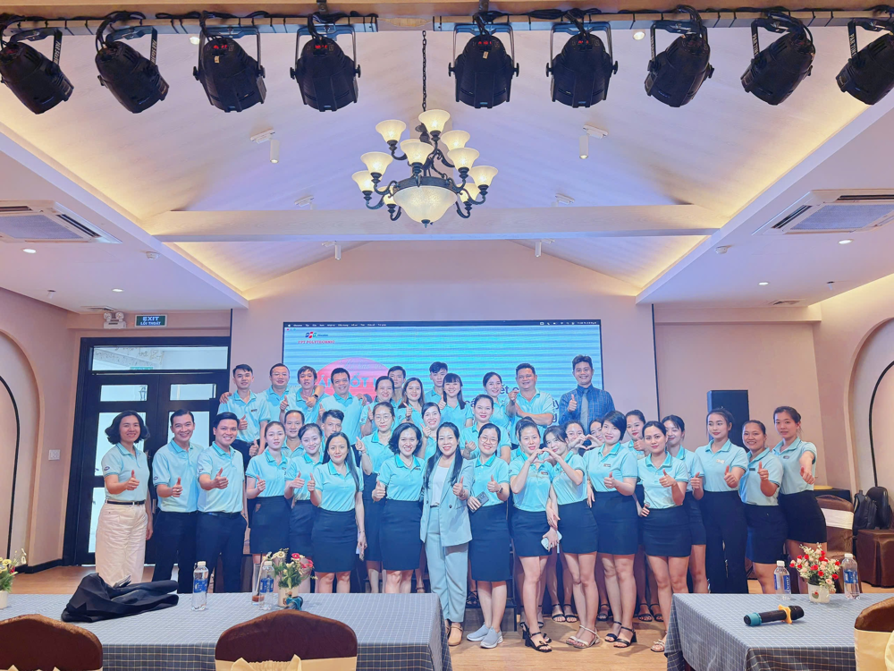 Khóa học: “Đào tạo tư duy dịch vụ chuyên nghiệp”