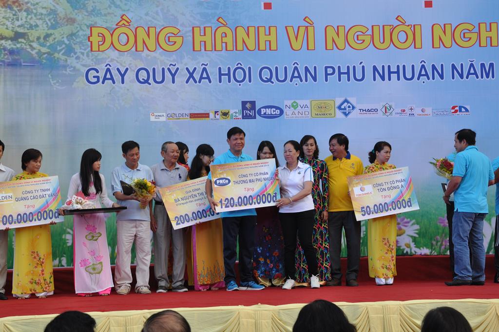 chương trình “Vì người nghèo” năm 2015